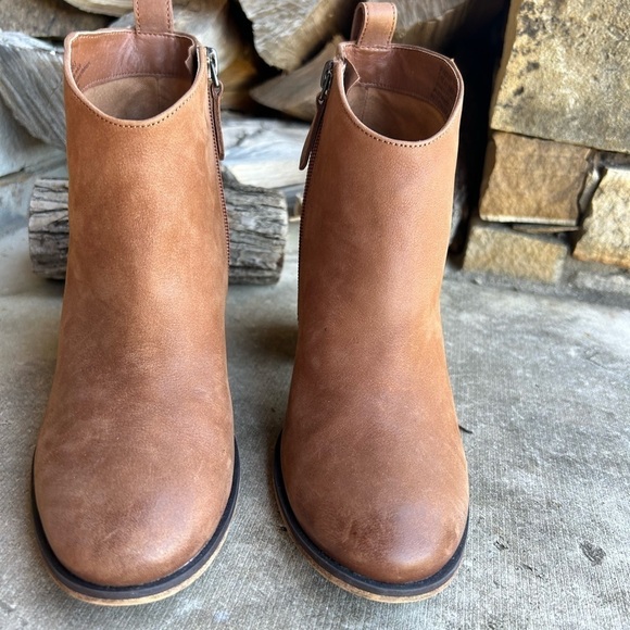 BP Lance-Lea genuine leather booties from Nordstrom in Cognac Sz-7.5. Loc# D - Picture 5 of 9